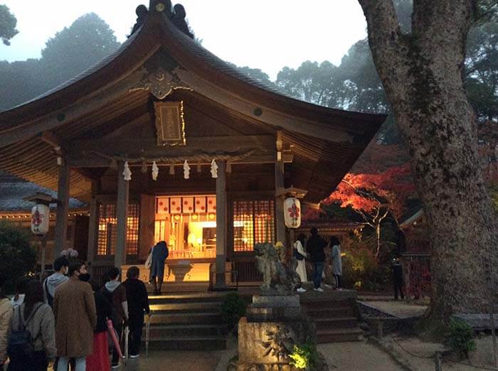 竈門神社3